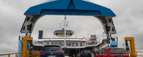 embarquement de votre voiture sur le ferry